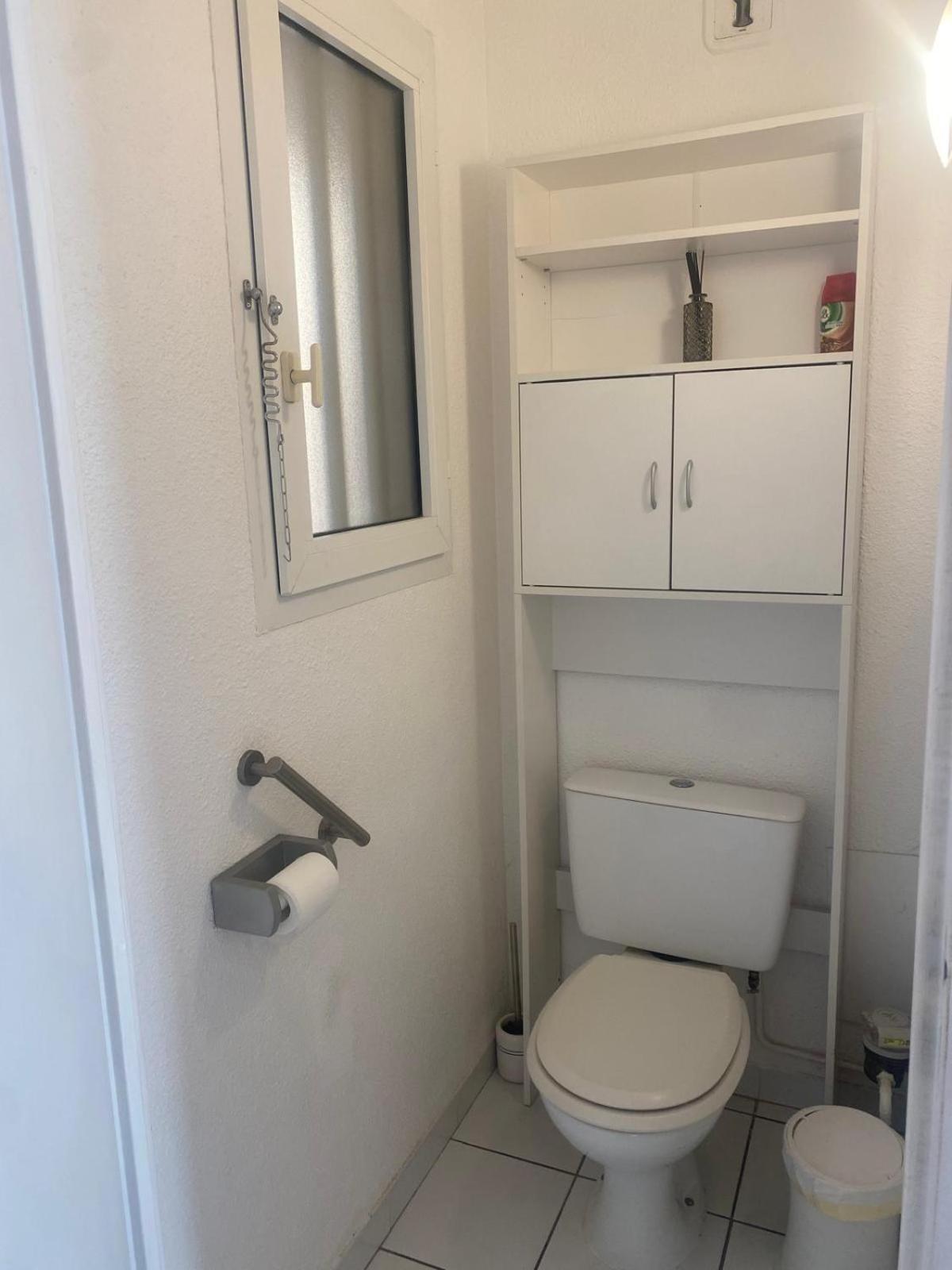 Appartement Vue Mer Сет Экстерьер фото