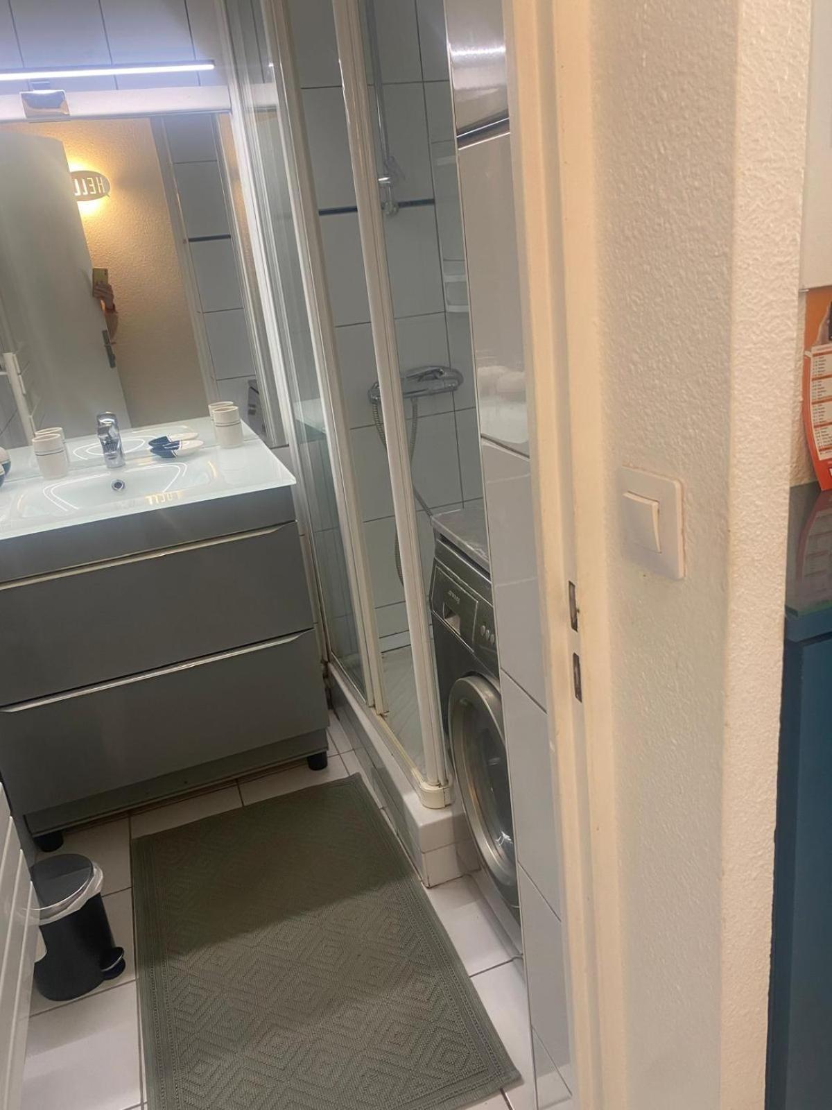 Appartement Vue Mer Сет Экстерьер фото